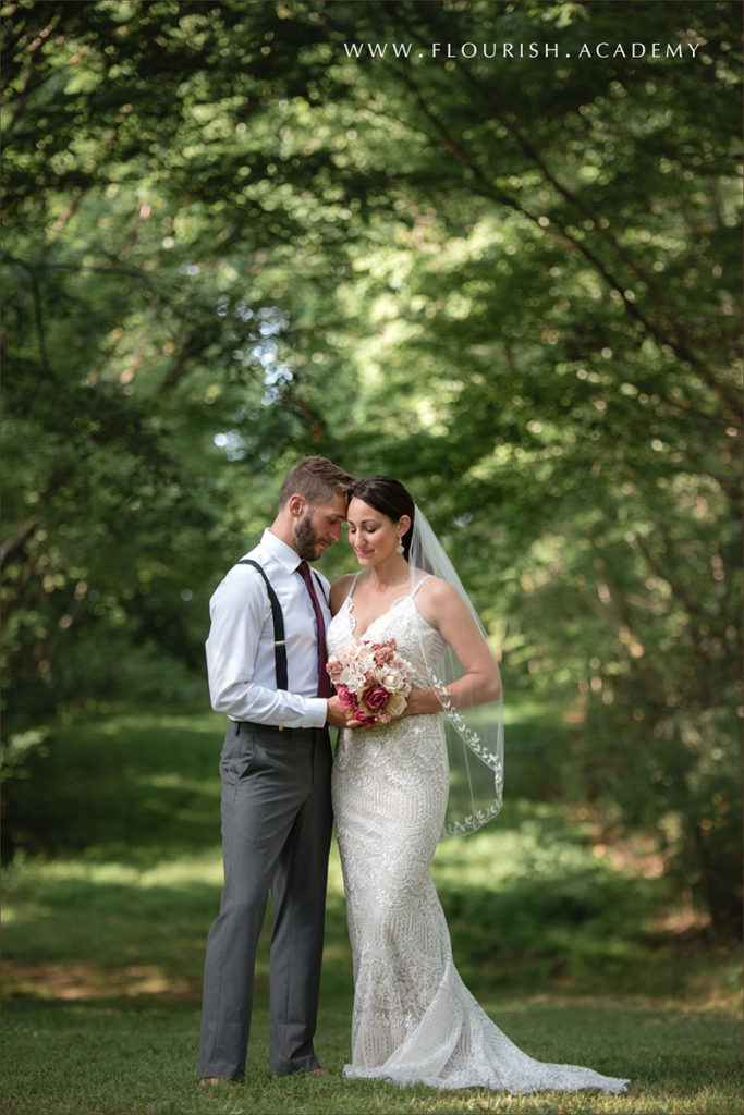 Learn how to pose a bride and groom